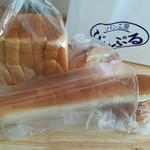 パン工房 ぴぃぷる