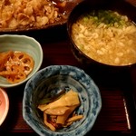 Men Sushi Tabe Dokoro Ichiyoshi - 豚生姜焼定食