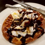 ザックス - ワッフル食べ放題♪2分で焼けます♪