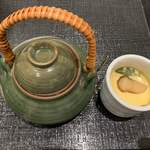 Kouunkaku - 松茸土瓶蒸し、松茸茶碗蒸し