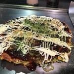 大栄 - 牛スジお好み焼き