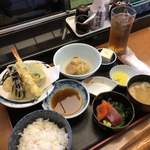 食事処 あぶらびれ - あぶれびれ弁当