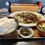 吉ひろ - 『牛スタミナ定食』850円