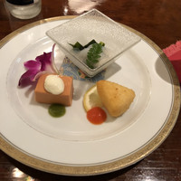 横浜瀬里奈 ステーキドーム - 