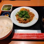 魚民 - 【2019.10.16(水)】牛肉のスタラー定食600円