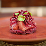 スゥリル - メジマグロ、 紫キャベツ、 ビーツ、レッドベル