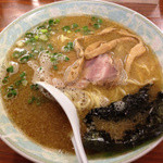 あづま家 - こくにぼらーめん　７５０円