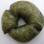 ミシェルズベーグル - よもぎベーグル（パッケージの中身）