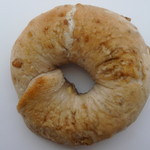 ミシェルズベーグル - クルミメープルベーグル（パッケージの中身）