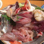 さかなや工房海鮮蔵 - 丼の中もお刺身♡