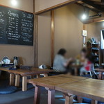 KARLY禅 - 店内