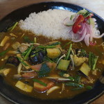 KARLY禅 - 牛すじホルモンと野菜