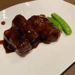 倶楽湾 - 黒酢酢豚。