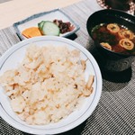 割烹 おみたま - 松茸ご飯、赤出汁、香の物