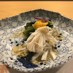 旬菜 おぐら家 - ワタリガニと鬼三つ葉の酢の物。
      美味し。