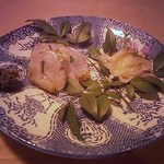 酒陶　築地 - 玄海産真鯛の昆布締めのおぼろ巻　するめいかの耳の昆布茶和え