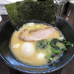 Ramen Nishikiya - 醤油ラーメン 750円 味玉 100円