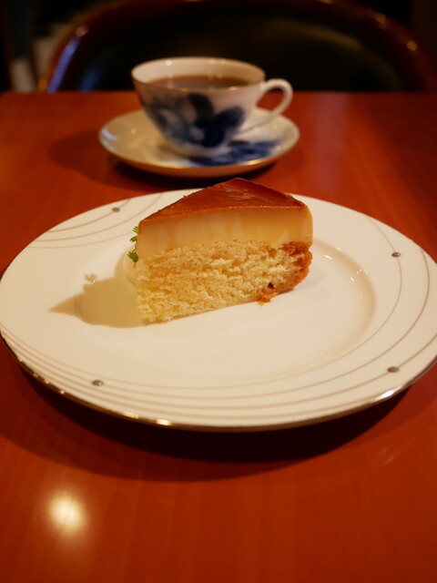 Le Premier Cafe Shinsaibashi honten, Osaka, Japan
