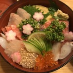 鶴亀寿司 - ほら 見事な海鮮丼のネタ