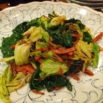 ラヴィリンス - ◆新キャベツと縮みほうれん草のオイスターソース炒め