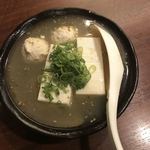 立ち呑み くにし - 湯豆腐(鶏ガラスープつくね入り)