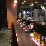 九段 斑鳩 - カウンター席奥