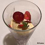 カーサ・デル・チーボ - ｻｸﾗﾝﾎﾞ＆ｽﾓﾓのgelatina Yogurtgelato