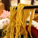 拉麺大公 - 生姜醤油中華そば 麺リフトアップ