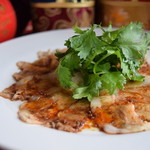 Yamayuri pork with garlic soy sauce