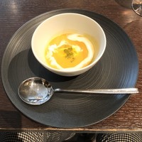 THE FUNATSUYA - amuse
                    豆乳パンナコッタ、パンプキン冷製スープ