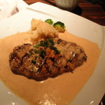 旬菜ステーキ処 らいむらいと - らいむらいと風ハンバーグ