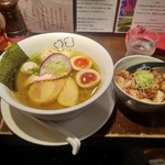 らーめん 鶏喰 - 特製塩らー麺&チャーシュー丼