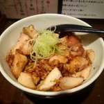 らーめん 鶏喰 - チャーシュー丼