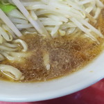 ラーメン二郎 - スープ