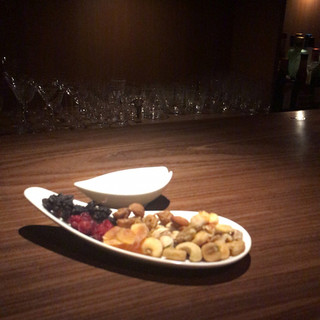 バー ジュニパー ベリー_1