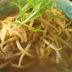 コミルキッチン - 沖縄風牛肉そば\600