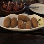 Pinchos tapas bar - 