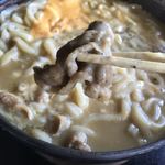 Otafuku Udon - 肉も入ってる