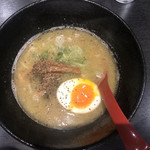 〆ラー - 鶏白湯ラーメン（750円）