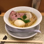 なにわ 麺次郎 - 黄金貝らーめん（味玉付き）¥950