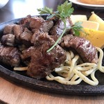 ご馳走亭 - 本日のカットステーキ200g@2500円(税別)