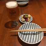 肴 日本酒処 力鯱 - とりあえず全員集まるまでビールと前菜のおばんざい