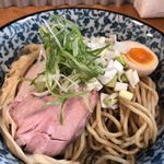 ラーメン イッケン - 2種類のネギがたっぷり！