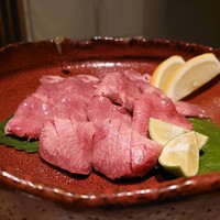 焼肉㐂舌 南船場 - タン盛り合わせ