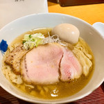 麺 みつヰ - 塩らーめん　味玉　(中太手もみ麺) ¥850
