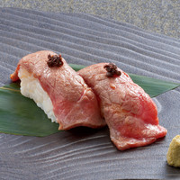 和牛肉寿司 炙り有馬山椒