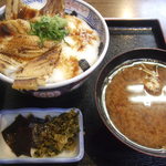 お食事処 ゲコとっつぁん - 煮アナゴ丼（５５０円）　★★★☆☆