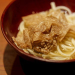 富小路 やま岸 - 麺