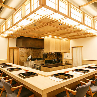 A Japanese space filled with a free and pure atmosphere where you can immerse yourself in exquisite cuisine