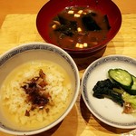 天ぷら たけうち - 梅茶(小)と赤出汁と香の物